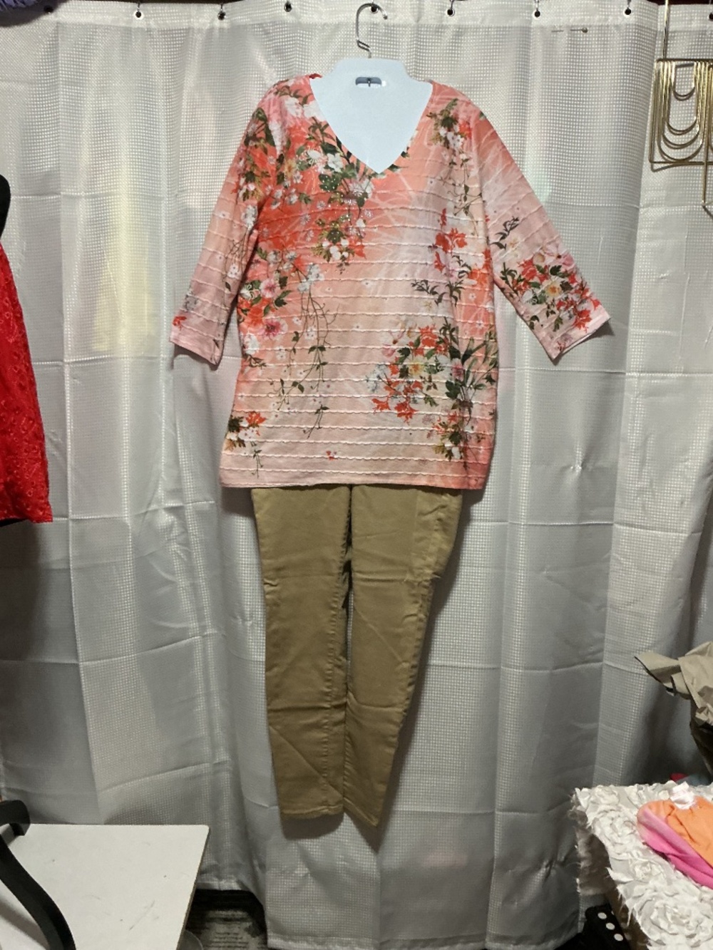 Womens skinny pants - Picture 2 of 2